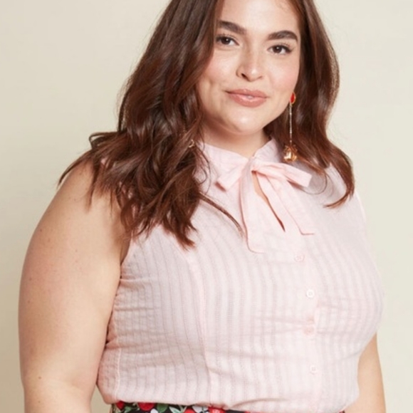 BannedPink Tied Collar Shirt - Picture 3 of 4